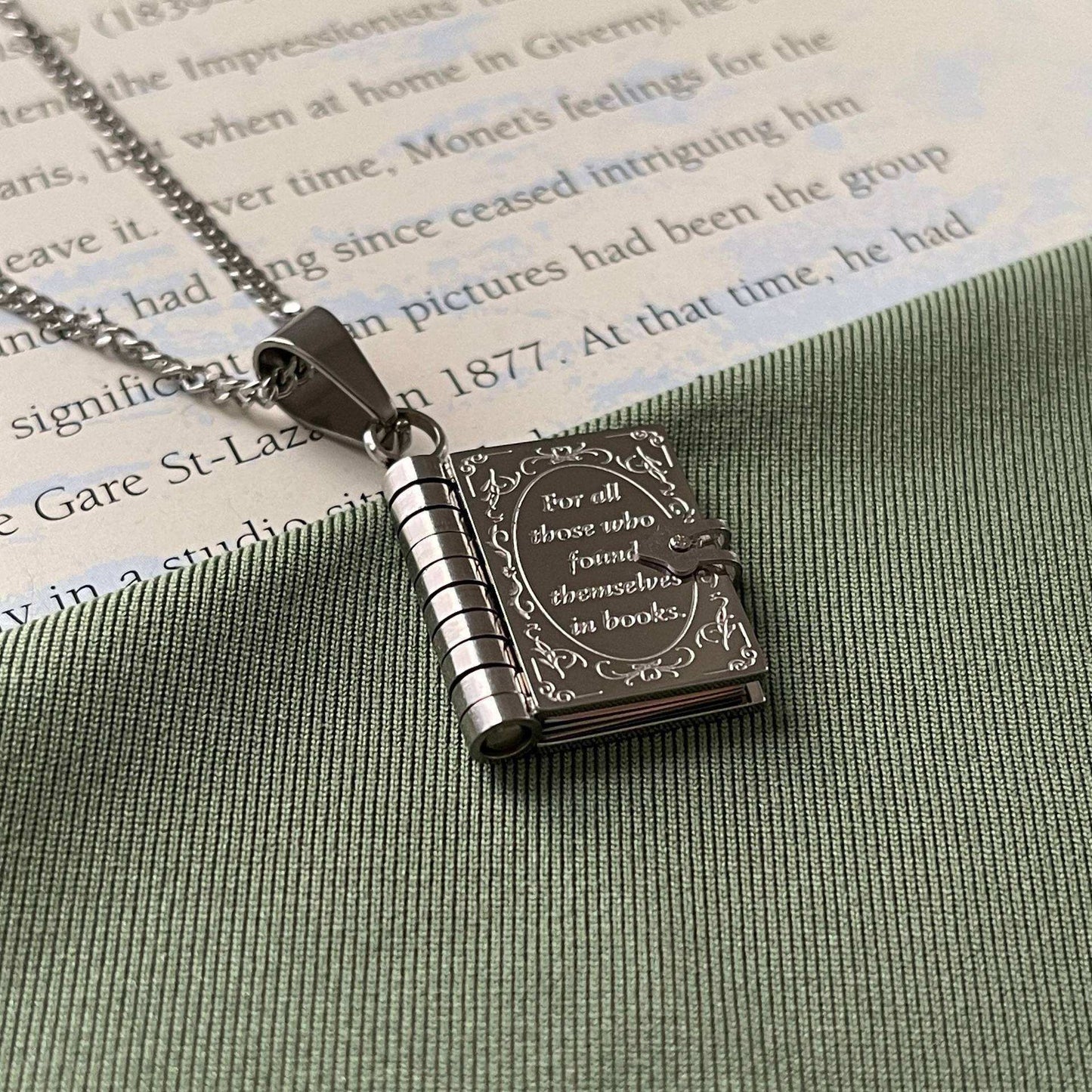 Open And Close Book Necklace Retro Artistic
