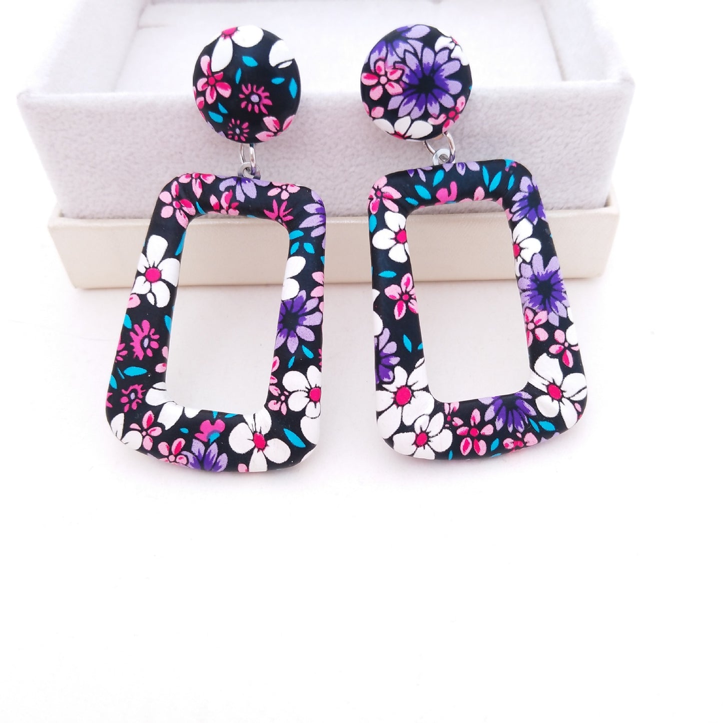 Fashion Retro Geometric PU Female Dangle Earrings