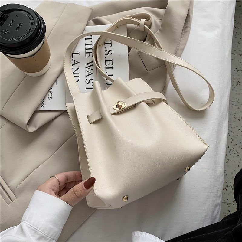 Fashionable Atmosphere Simple And Popular One-shoulder Bucket Bag