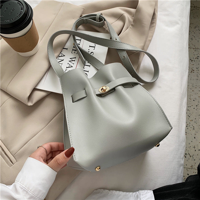 Fashionable Atmosphere Simple And Popular One-shoulder Bucket Bag