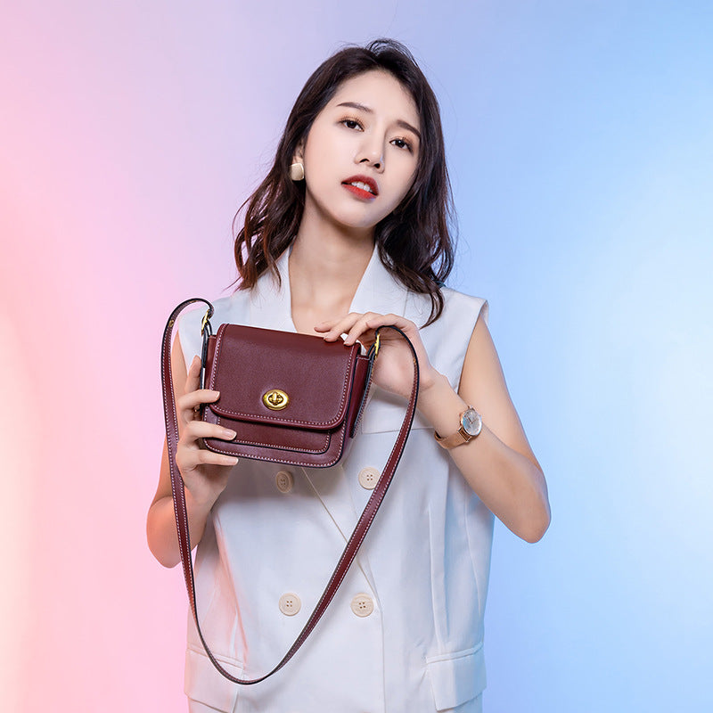 New Style Ladies Leather Handbags Foreign Trade Messenger Bag Small Square Bag Simple And Fashionable