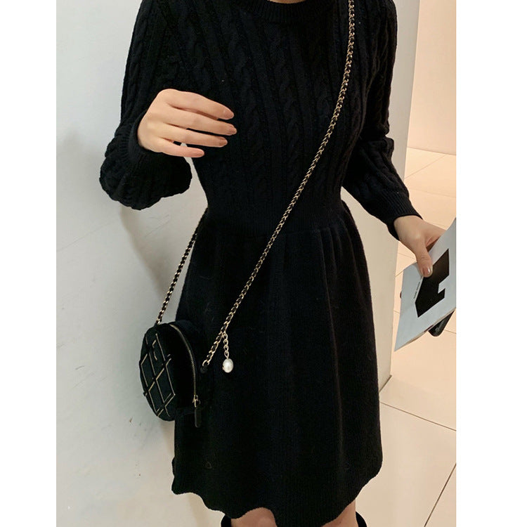 Twist stitching dress