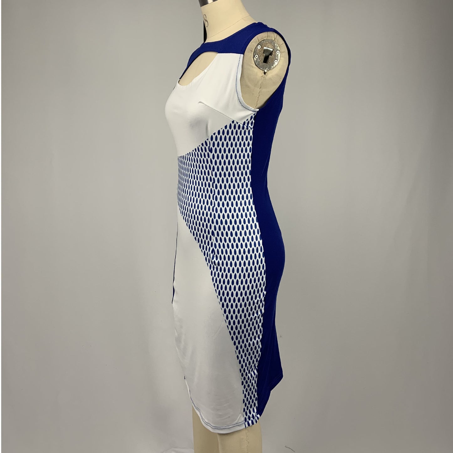 Round neck sleeveless printed dress