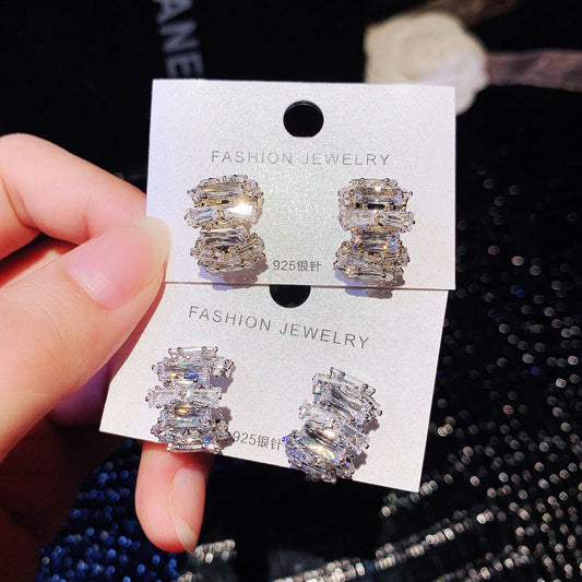 Women's Retro Inlaid Zirconium Temperamental Earrings